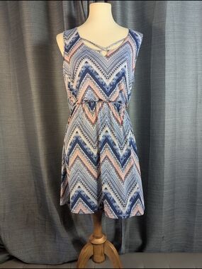 Trixxi Chevron Sleeveless Dress - Navy & Coral